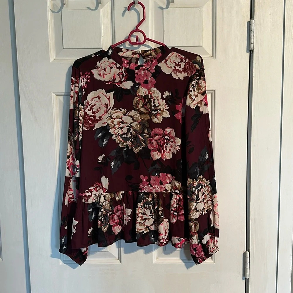 Loft floral baby doll top size medium